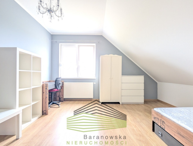 Dom Sprzedaż Wawrów 18