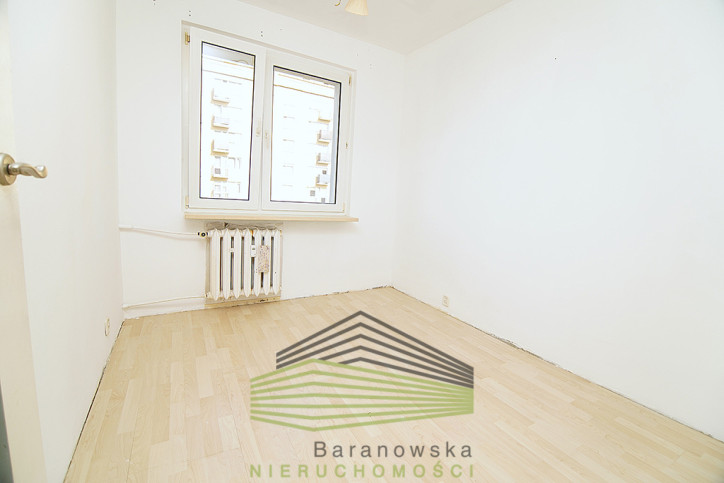 Mieszkanie Sprzedaż  os. Dolinki 5